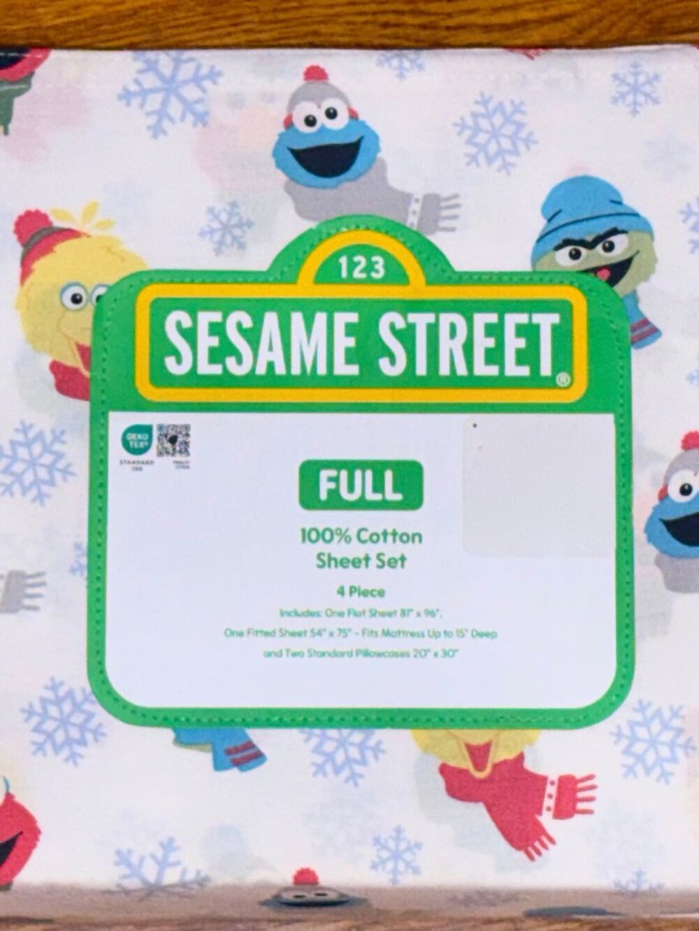 Sesame Street WINTER SNOWFLAKES SCARVES Full Size Cotton Sheet Set  ALL COTTON